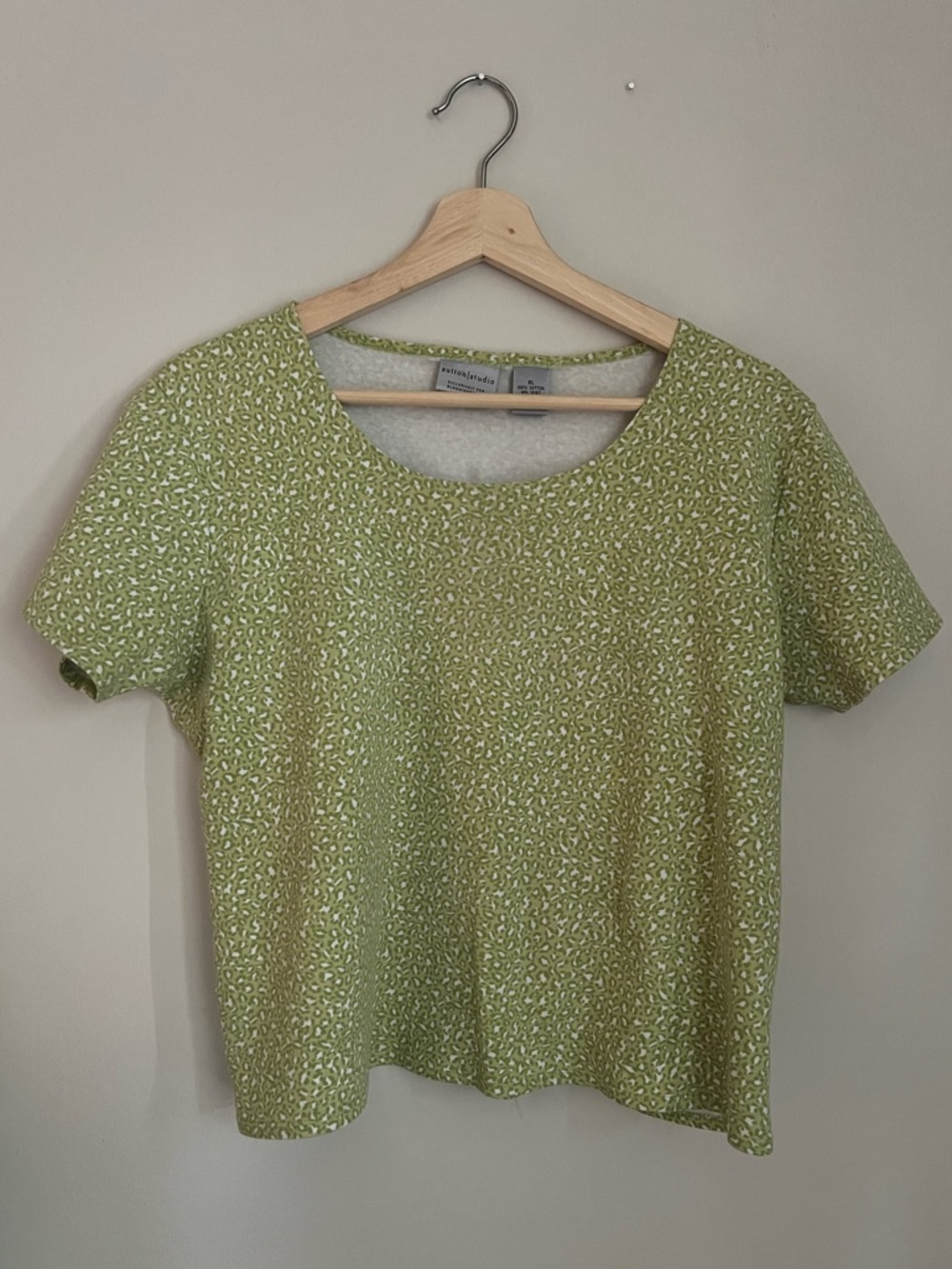 Sutton Studio Light Green Short Sleeve Leopard Print Scoop Neck Top
